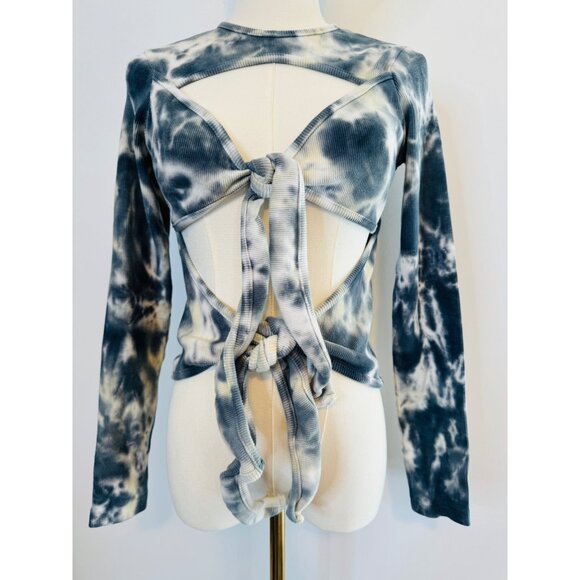2/$30 Pretty Little Thing Size 4 Tie-Dye Ribbed Long Sleeve Top - Picture 8 of 13